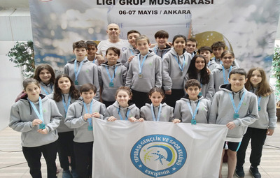 TEPEBAŞI'NIN YÜZÜCÜLERİ BÖLGE MÜSABAKASINA KATILACAK